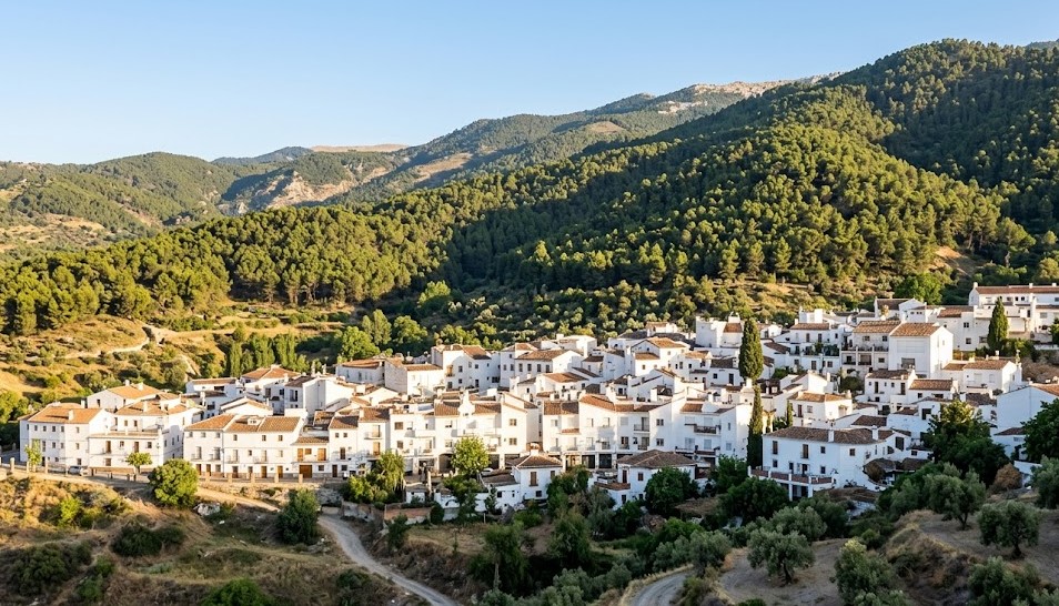 Vista del entorno natural de Víznar y la Sierra de Huétor